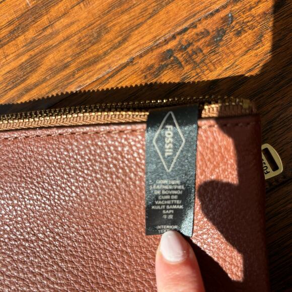Fossil Brown Leather Wallet Minimalist Contemporary - Picture 8 of 8
